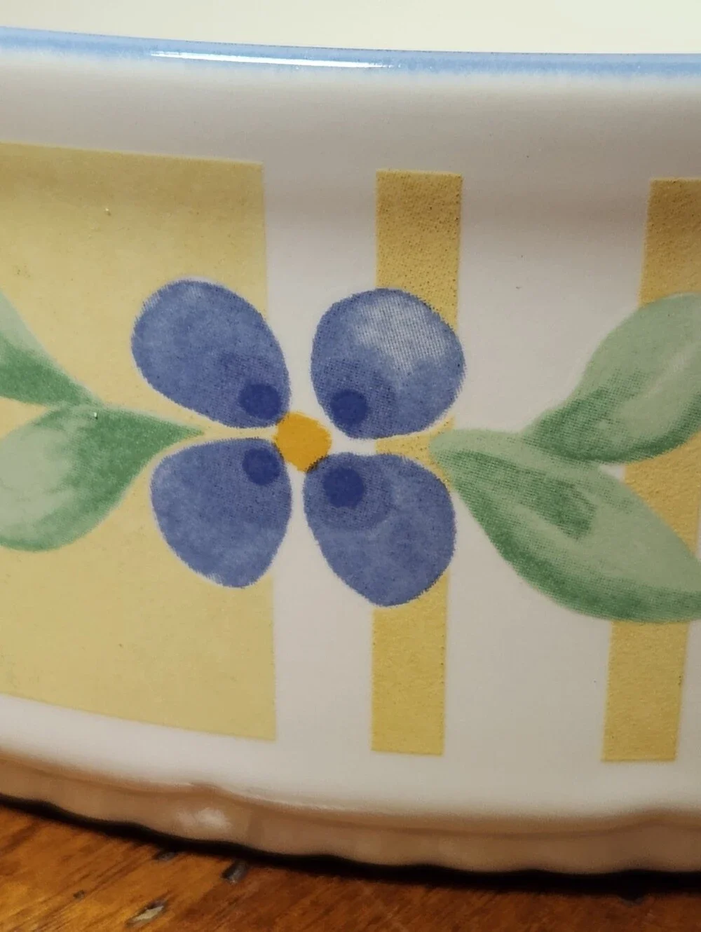 Pfaltzgraff Summer Breeze 1.5 Qt Covered Casserole Dish w/ Original Glass Lid